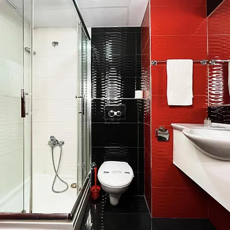 Kristal Hotel 3*