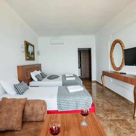 クリスタル ビーチ