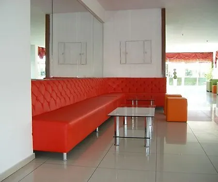 クリスタル ビーチ ホテル アンタルヤ