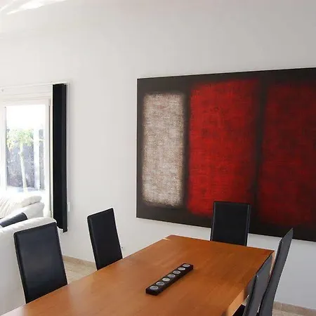 クリスタル ビーチ 3*