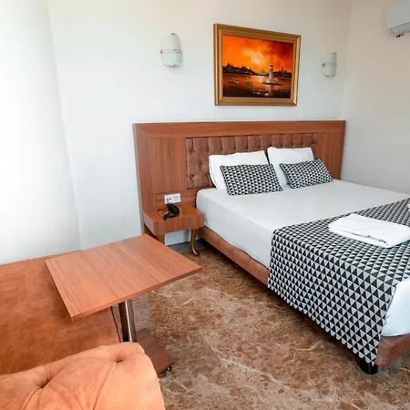 Kristal Hotel Antalya