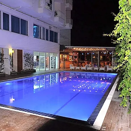 Hotel Kristal 3*