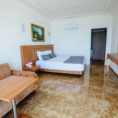 Hotel Kristal Antalya