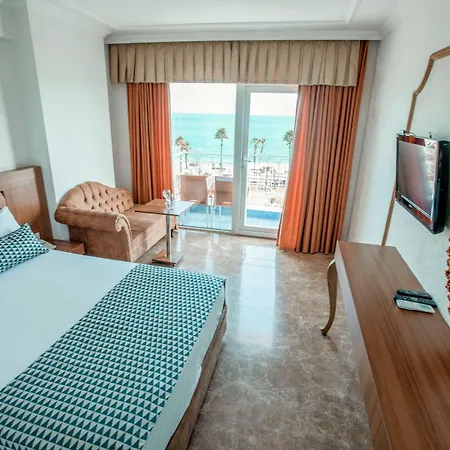Kristal Hotel 3*