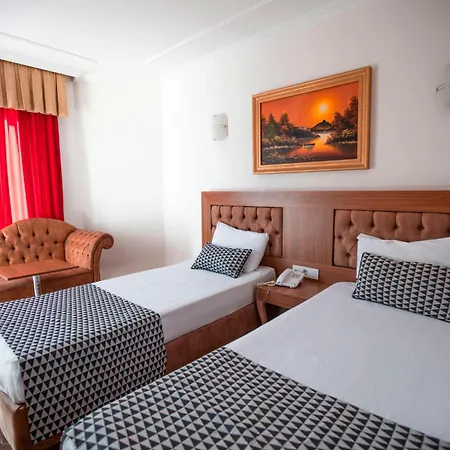 Kristal Hotel Antalya