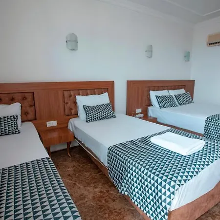 Kristal Hotel 3*
