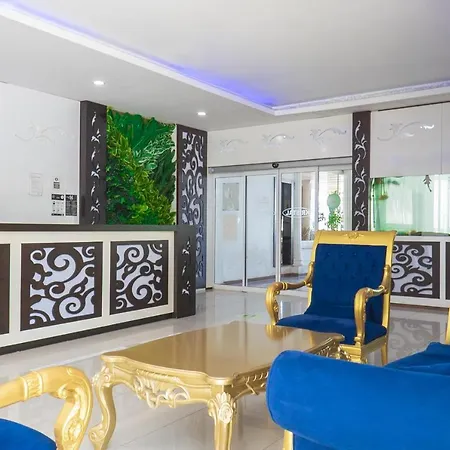 Kristal Hotel