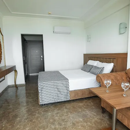 Kristal Hotel Antalya